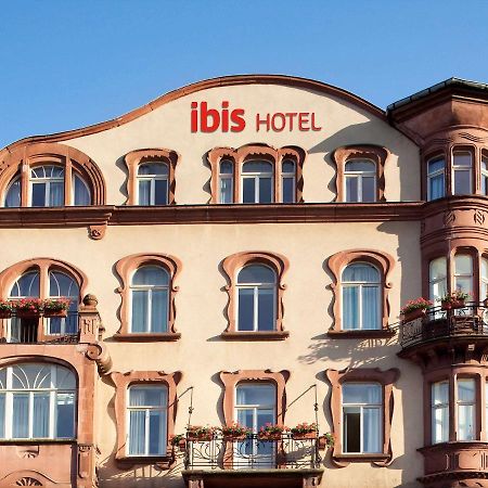 Ibis Metz Centre Gare Hotel Exterior foto