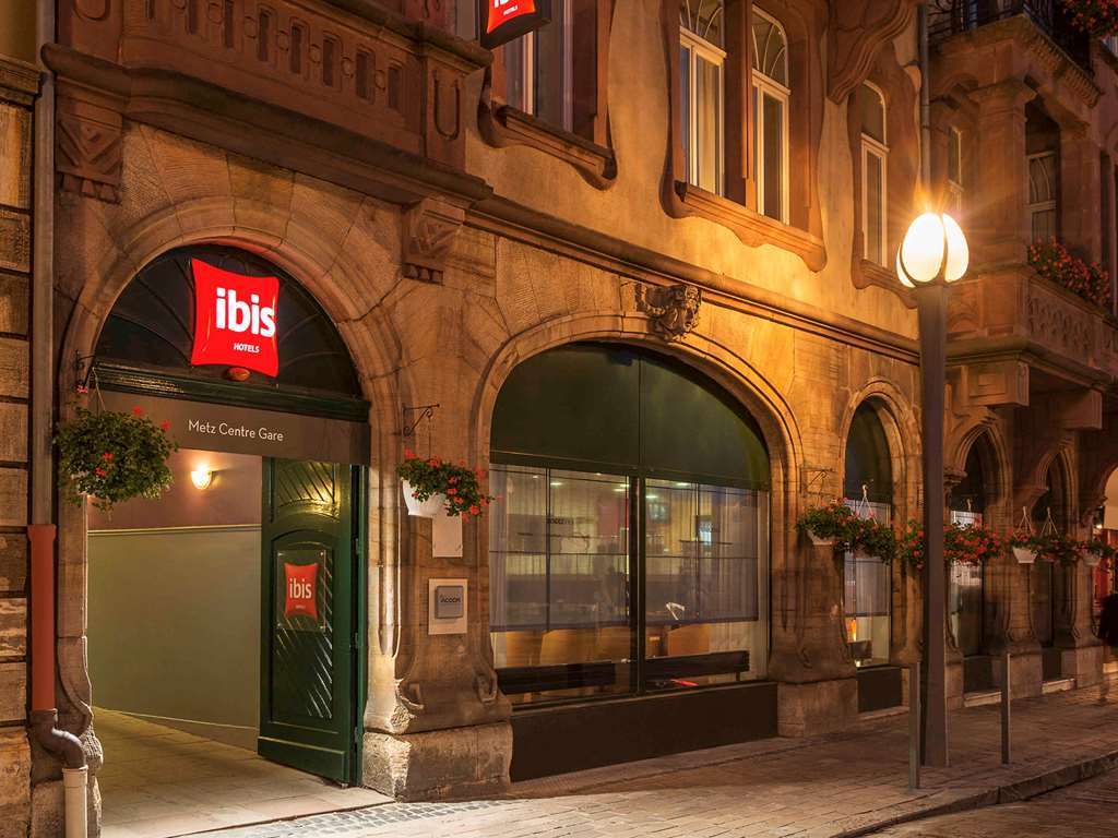 Ibis Metz Centre Gare Hotel Exterior foto